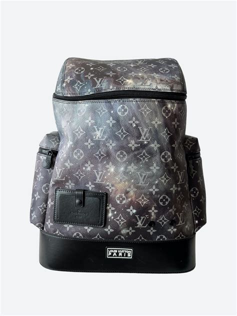 galaxy print louis vuitton|Louis Vuitton white catogram.